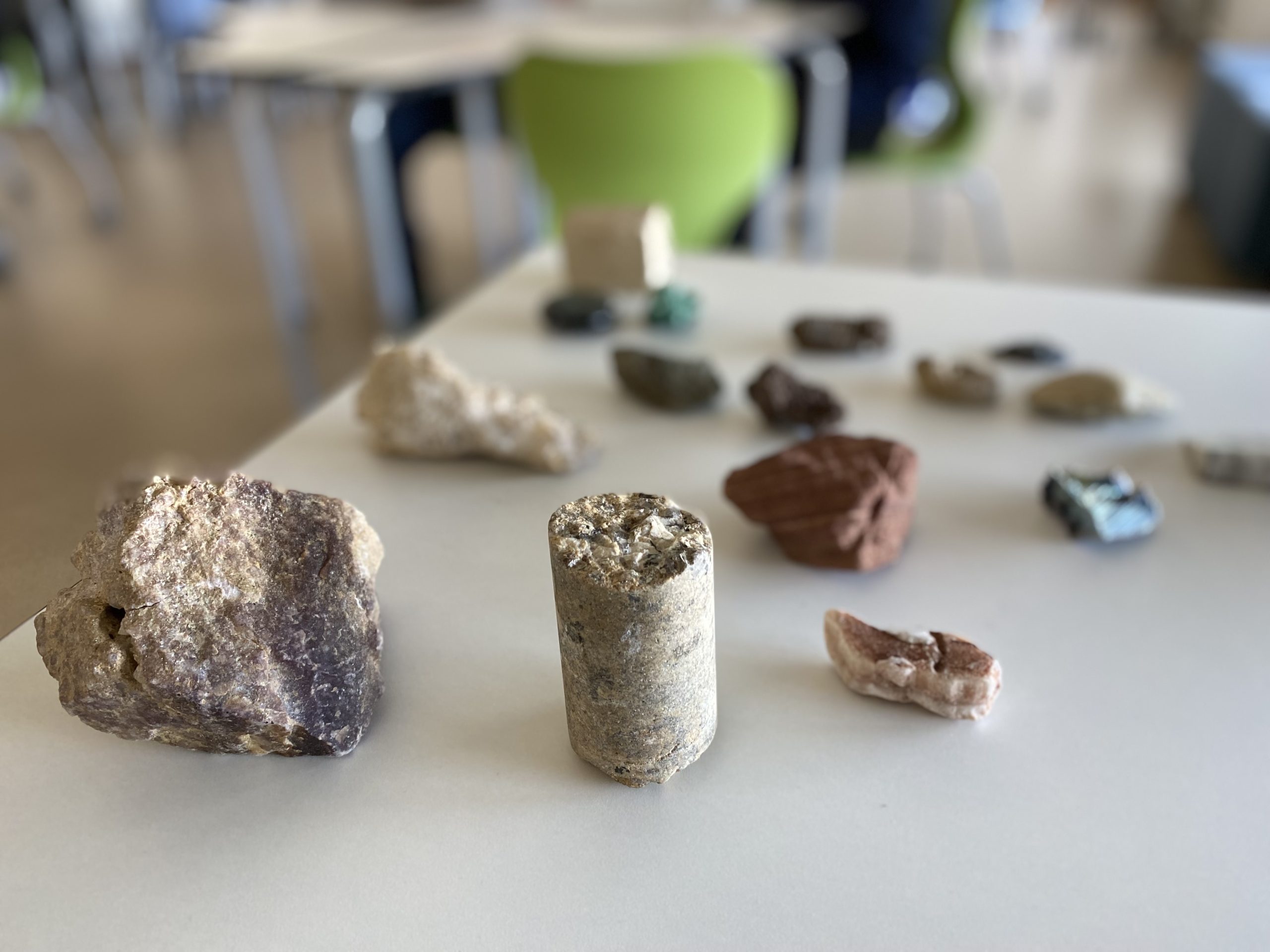 80 ALUNOS DE CASTELO BRANCO FICARAM SENSIBILIZADOS COM A INICIATIVA “MINERAIS SÃO VIDA!”
